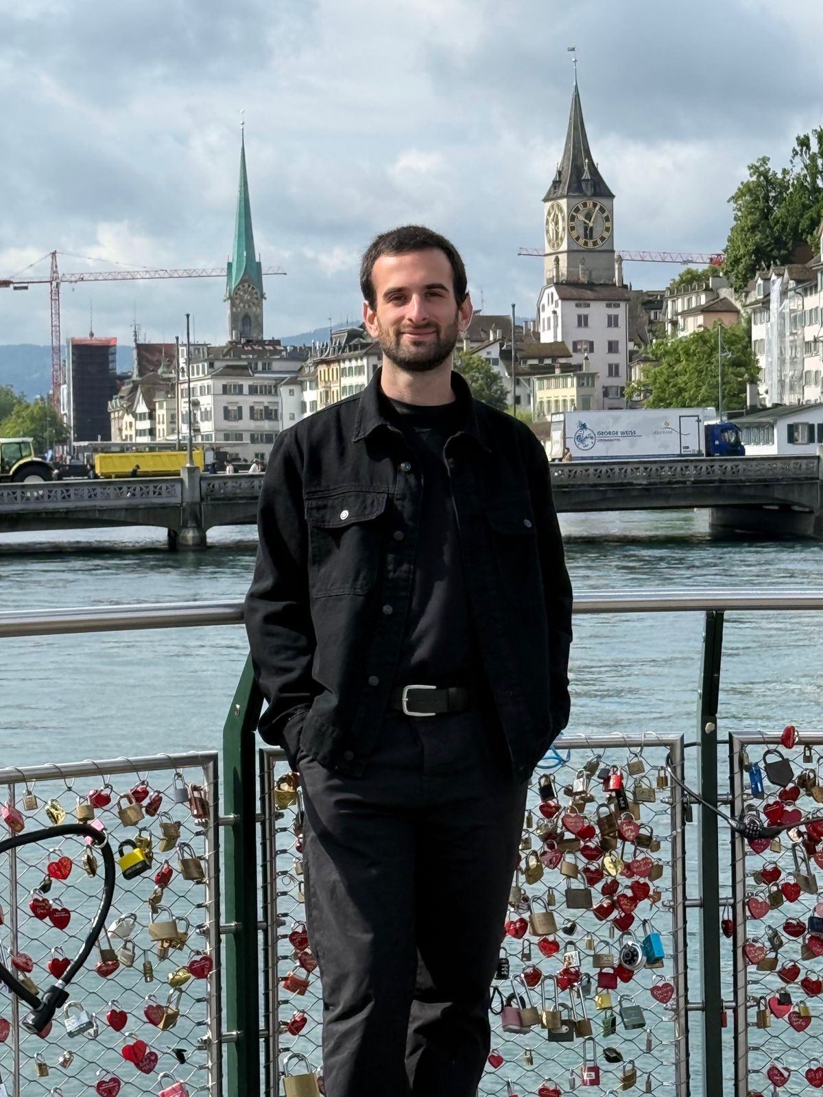 Retrato de Julian — fundador de Forma